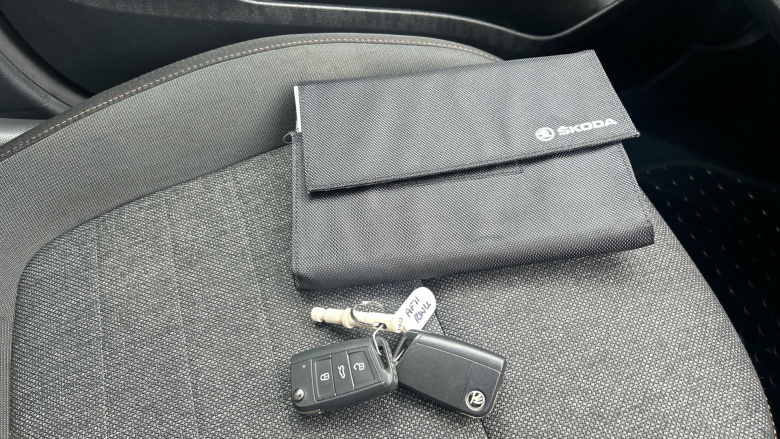 Skoda Fabia 1.0 TSI SE Drive 5dr Petrol Hatchback